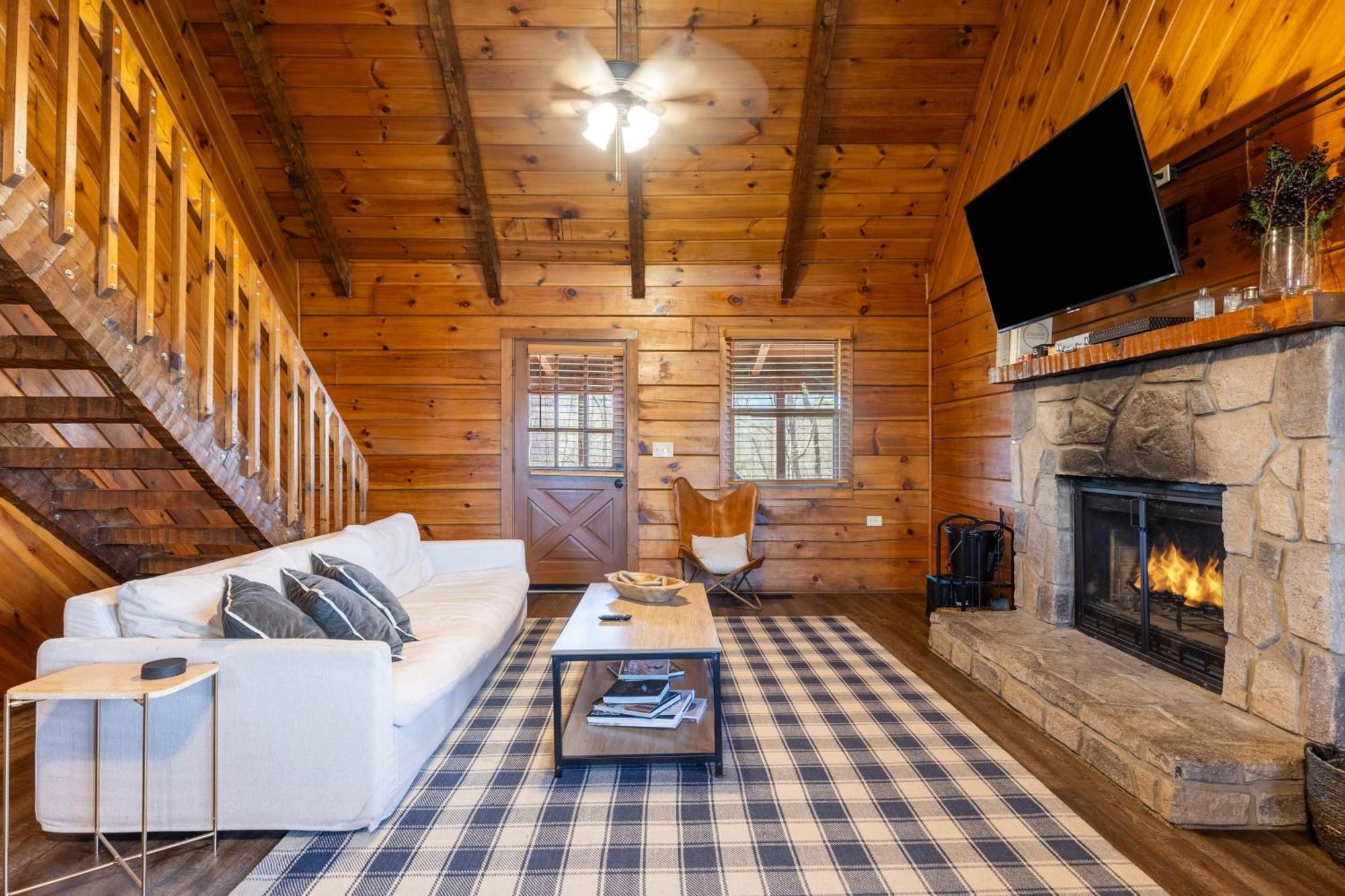 Dudley II By Avantstay Comfortable Cabin W Hot Tub Views Pigeon Forge Kültér fotó