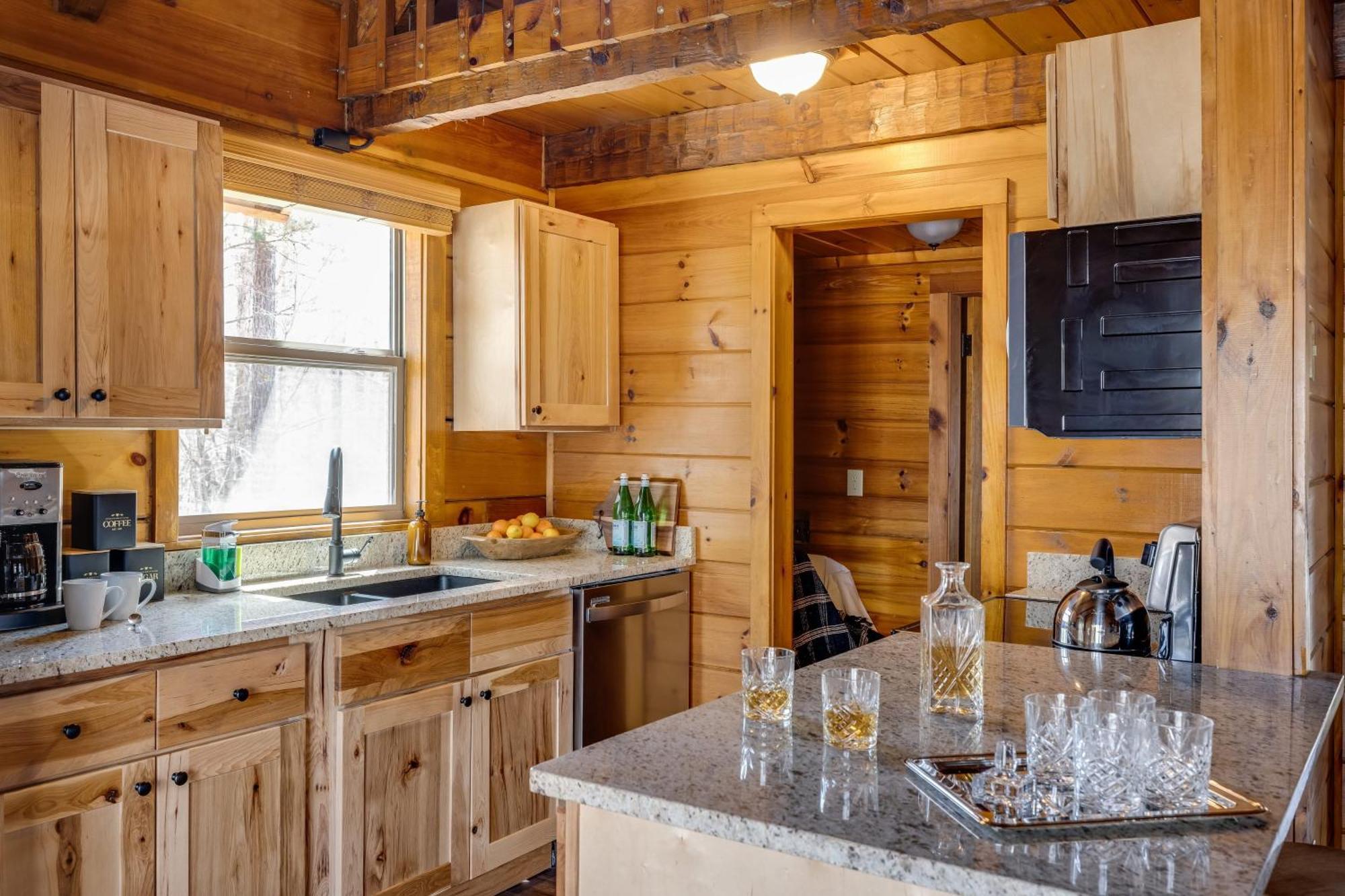 Dudley II By Avantstay Comfortable Cabin W Hot Tub Views Pigeon Forge Kültér fotó
